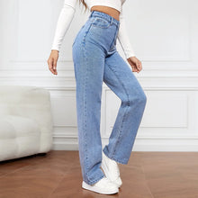 Alba | High-Waisted Distressed Jeans