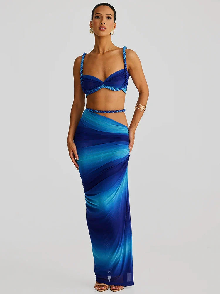 Naïra | Hypnotic Set & Ready for the Beach