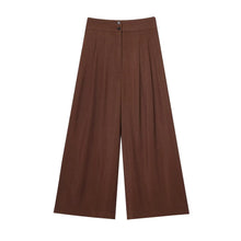 Amber | Casual Elegance & Fluid Silhouette
