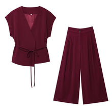 Amber | Casual Elegance & Fluid Silhouette