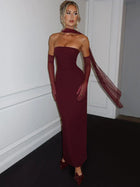 Naïma | Elegant Dress & Majestic Allure