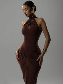 Dania | Sculpting Dress & Powerful Aura