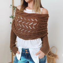 Nomine™ | Knitted Scarf with Sleeves