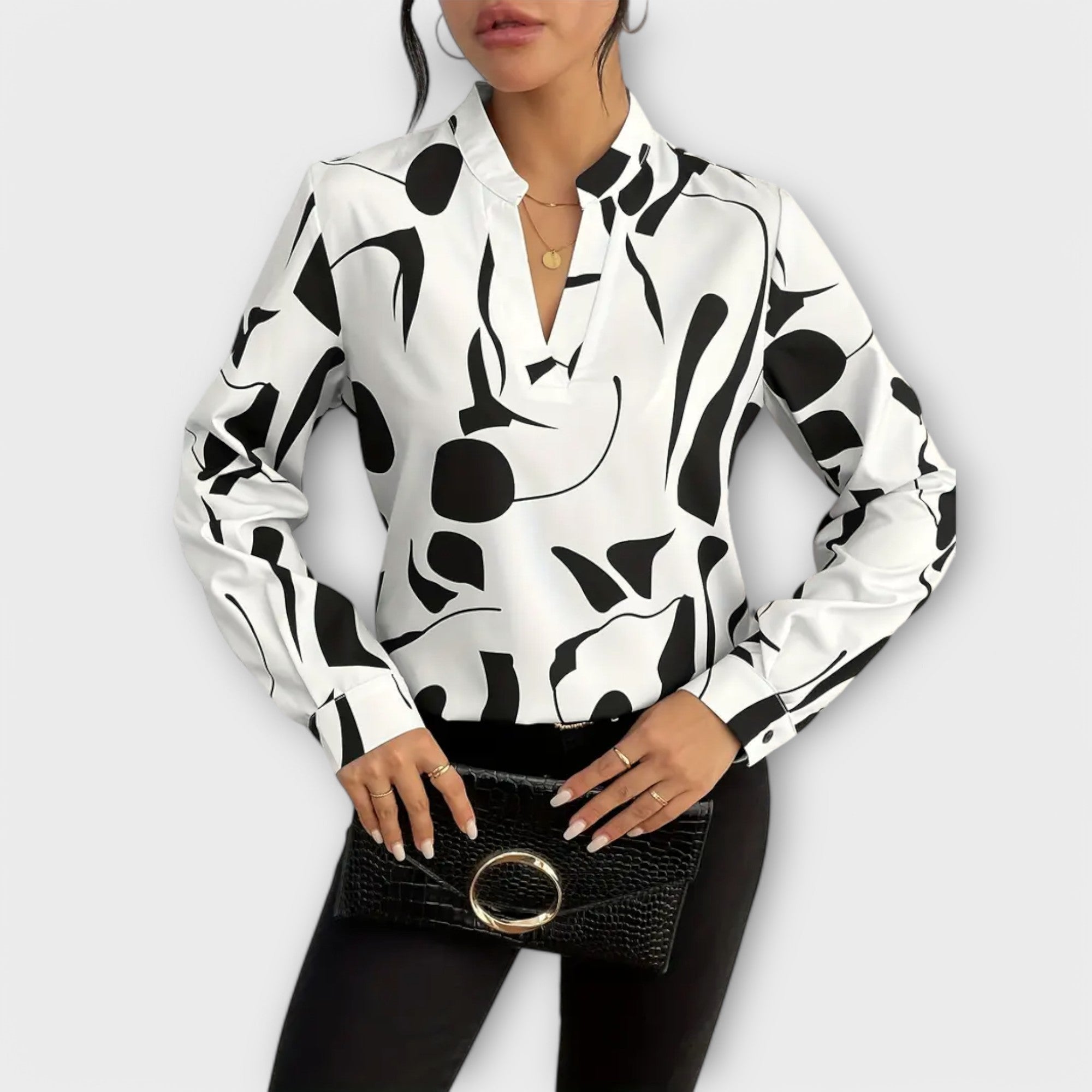 Yara | Elegant Blouse with Long Sleeves And Pointed Neckline