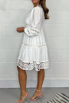 Clémence | Cotton Dress with V-Neck and Lace